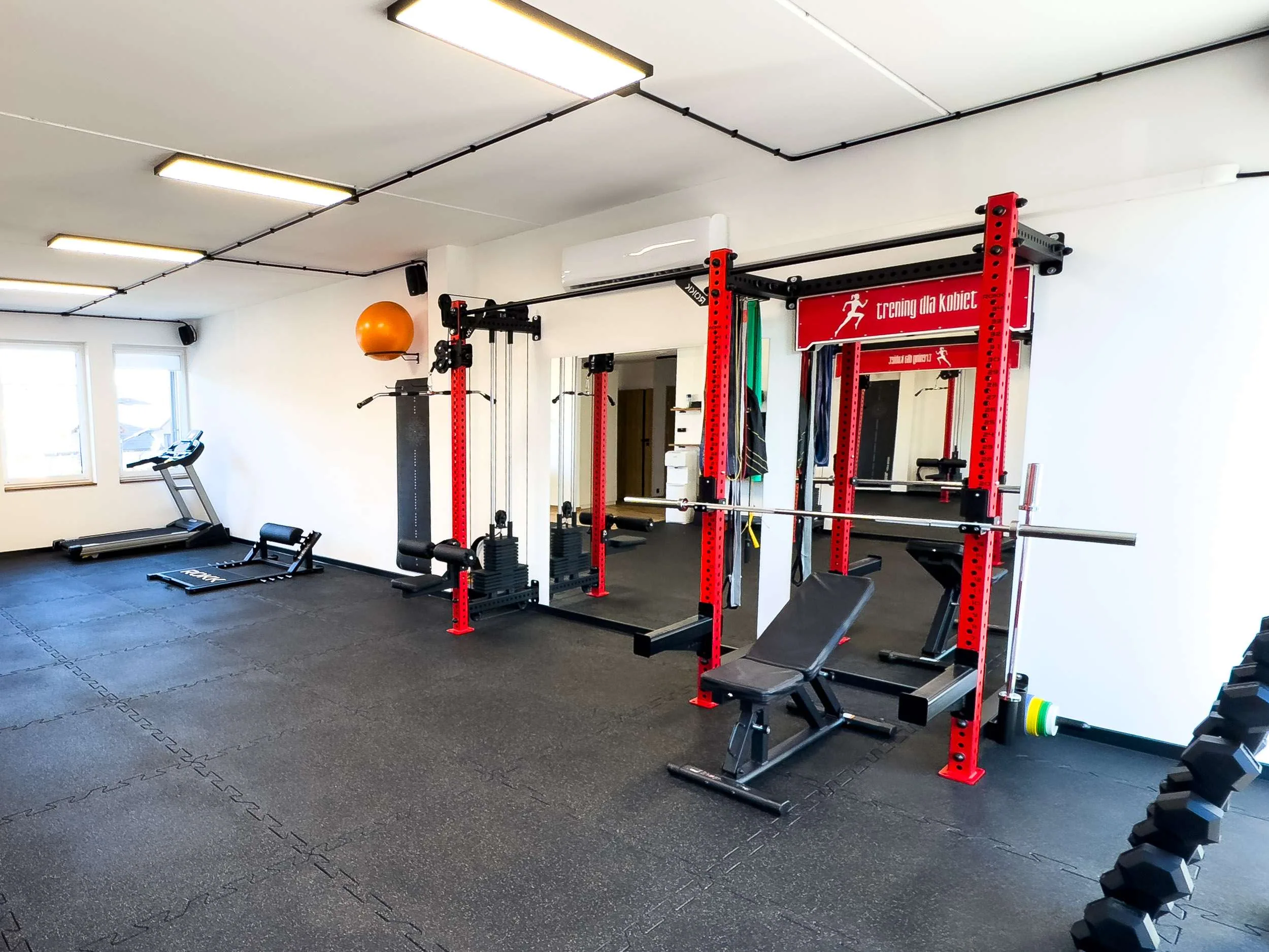 Sprzęt fitness w studiu